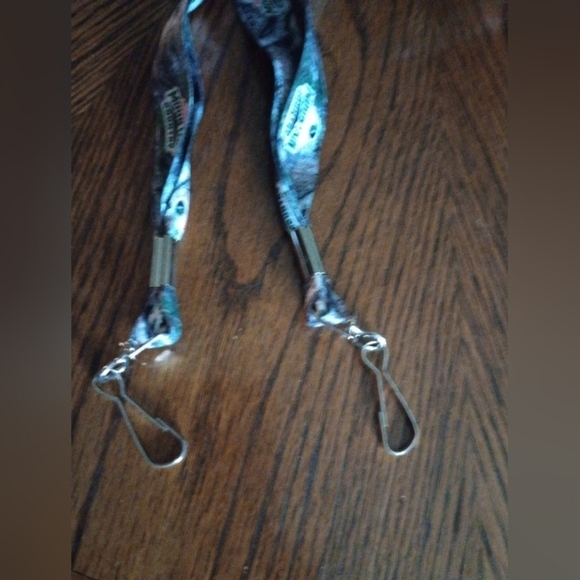 Two Mossy Oak Real Country Lanyards NWOT - Picture 3 of 4